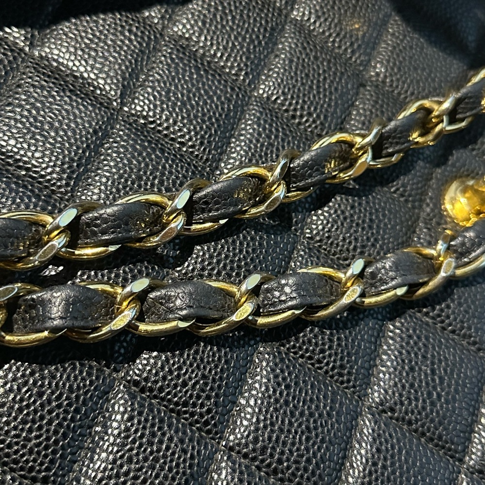 SOLD - CHANEL💫 Vintage Black Caviar Quilted Single Flap Bag Jumbo - Picture 13 of 13